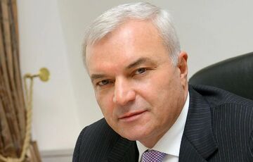 ЗМІ: у Франції вперше буде конфісковано майно російського олігарха