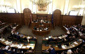 С 2026 года в СМИ Латвии введут запрет на использование русского языка 