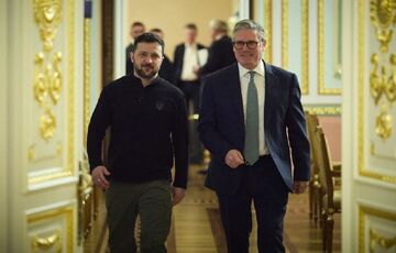 Зеленский провел переговоры со Стармером Зеленский провел переговоры со Стармером