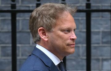 Міністр оборони Великобританії: Євросоюз повинен переконатися у здатності України захищатися   Міністр оборони Великобританії: Євросоюз повинен переконатися у здатності України захищатися