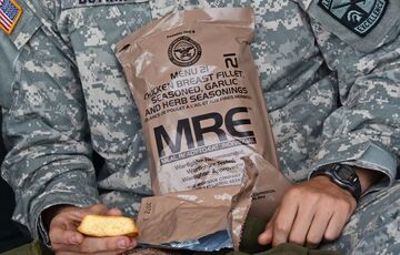 Зеленского просят ввести вегетарианские сухпайки для ВСУ