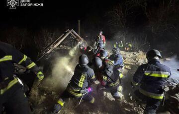 В результате атаки на Запорожье погибла целая семья: фото, видео