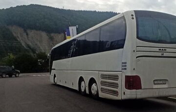 В Яремче ТЦК забрала водителя прямо из автобуса, который ехал в Полтаву В Яремче ТЦК забрала водителя прямо из автобуса, который ехал в Полтаву