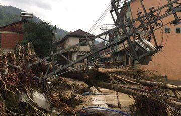 После лесных пожаров на Турцию обрушились наводнения