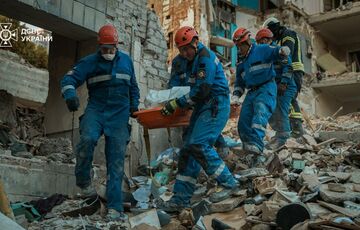 В Киеве завершили поисково-спасательные работы на месте удара по многоэтажке