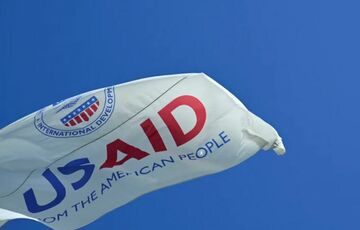 Администрация Трампа отменила более 90% грантов от USAID