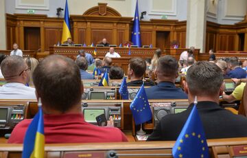 Стефанчук назвал нардепов, которым из-за прогулов не отдадут зарплату