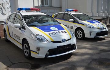 В Одессе задержали троих иностранцев, обворовавших автомобиль   В Одессе задержали троих иностранцев, обворовавших автомобиль