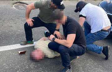 У Києві затримали воєнкома, який переправляв уклоністів за кордон