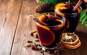 Глинтвейн — теплое вино или изысканный напиток древних римлян