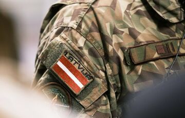 Латвия разрешила мобилизовать в армию иностранных добровольцев Латвия разрешила мобилизовать в армию иностранных добровольцев