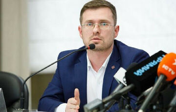 Минздрав не исключает усиления карантина из-за штамма ”Омикрон”  Минздрав не исключает усиления карантина из-за штамма ”Омикрон”