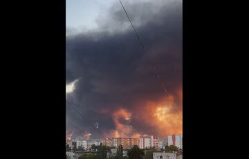 Кременчук зазнав однієї з наймасовіших атак з початку вторгнення (відео)