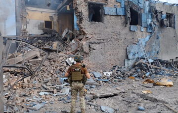 Россияне сбросили на Константиновку бомбы и обстреляли из артиллерии: есть погибшие и раненые