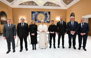 Россия не рассматривает Ватикан как ”серьезную площадку” для переговоров Россия не рассматривает Ватикан как ”серьезную площадку” для переговоров