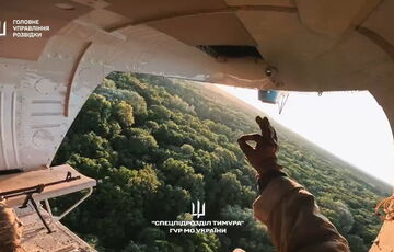 Разведчики показали, как останавливают наступление россиян в Сумской области Разведчики показали, как останавливают наступление россиян в Сумской области