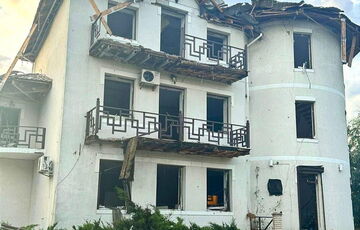 Будинок російського опозиціонера Пономарьова на Київщині атакував дрон: фото