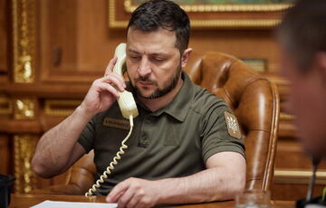 Зеленский поговорил с Си Цзиньпином
