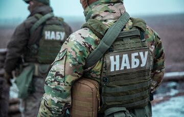 У ”бек-офісі” Міндіча знайшли сотні досьє на детективів НАБУ, чиновників, силовиків та депутатів