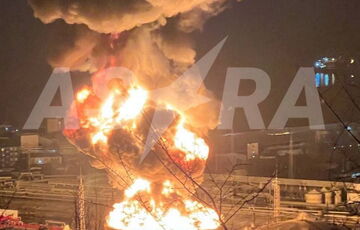 В Туапсе продолжает гореть НПЗ после ночной атаки