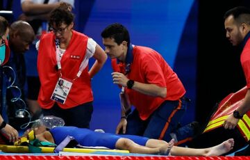 Словацкая пловчиха потеряла сознание у бассейна после квалификационного заплыва на Олимпиаде