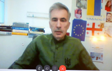 Саакашвили просит Зеленского включить его в список пленных