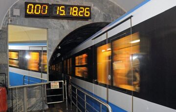 В метро Киева изменили интервал движения поездов   В метро Киева изменили интервал движения поездов