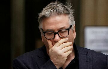 Болдуин впервые высказался о смерти украинки Хатчинс Болдуин впервые высказался о смерти украинки Хатчинс