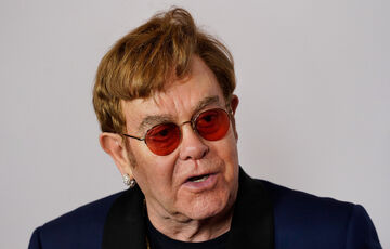 Елтон Джон пожертвував для України 125 тисяч доларів