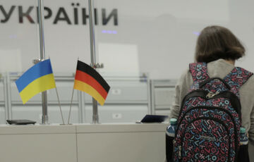Німеччина суттєво урізала допомогу новоприбулим біженцям з України Німеччина суттєво урізала допомогу новоприбулим біженцям з України