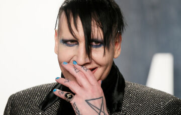 Звездный арест: Мэрилин Мэнсон добровольно сдался полиции Звездный арест: Мэрилин Мэнсон добровольно сдался полиции