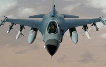 Винищувачі НАТО перехопили російські літаки Винищувачі НАТО перехопили російські літаки