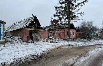 Россияне за сутки сбросили 14 КАБов на село в Курской области