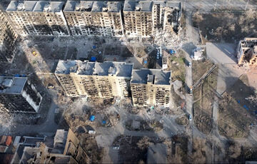 Полк ”Азов”: оккупанты в Мариуполе применили химическое оружие