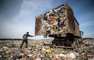 Краткая история обращения человечества с отходами