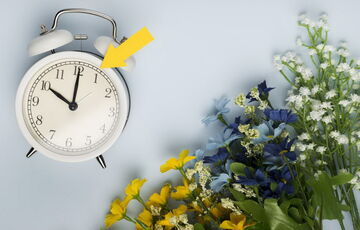 Украина завтра переходит на летнее время: куда переводим стрелки часов Украина завтра переходит на летнее время: куда переводим стрелки часов