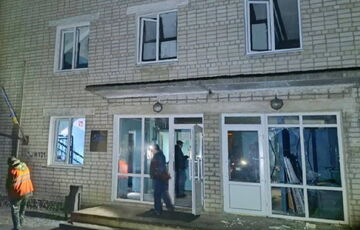 Россия атаковала Черноморск, пострадали 4 человека: один из них врач, который проводил операцию Россия атаковала Черноморск, пострадали 4 человека: один из них врач, который проводил операцию