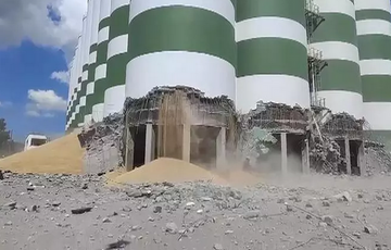 У Эрдогана заявили, что взрыв в порту Дериндже повредил 20% запасов продовольствия