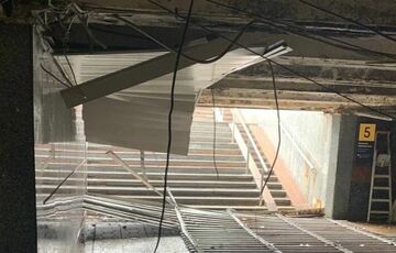 В переходе на Майдане в Киеве обвалился потолок В переходе на Майдане в Киеве обвалился потолок