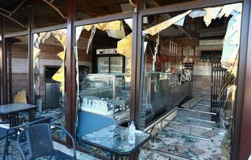 Два человека погибли при атаке на Запорожье, в городе снова гремят взрывы Два человека погибли при атаке на Запорожье, в городе снова гремят взрывы