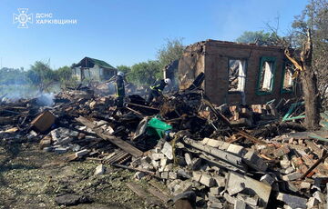 Россияне обстреляли поселок Боровая: есть погибшие