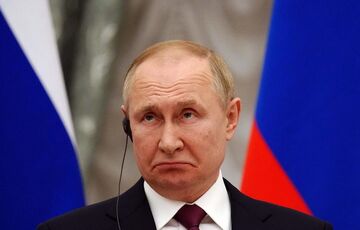 СМИ: Путин готовится наступать в Украине по трем направлениям  СМИ: Путин готовится наступать в Украине по трем направлениям