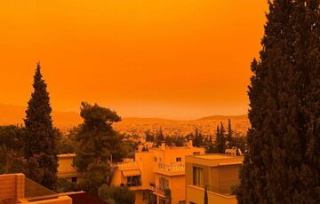 Пыль из Сахары добралась до Украины: в городах пройдут ”грязные дожди”