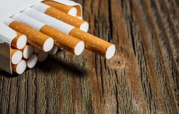 Цигарки наступного року подорожчають на 40 гривень