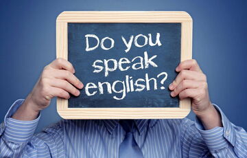 Президент подписал закон о применении английского языка в Украине