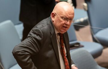 Постпред РФ в ОН Небензя сбежал с заседания перед выступлением Украины   Постпред РФ в ОН Небензя сбежал с заседания перед выступлением Украины