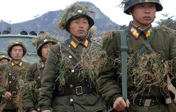 Южная Корея заявила, что КНДР направит на войну в Украине 12 тысяч военных, включая спецназ