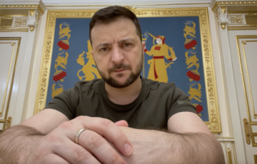 Зеленский ответил на петицию об отмене запрета выезда мужчин из Украины Зеленский ответил на петицию об отмене запрета выезда мужчин из Украины