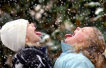 Погода на Різдво: Україну накриють дощі і мокрий сніг