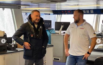 Известный американский актер Лиев Шрайбер посетил украинский ледокол ”Ноосфера”: фото